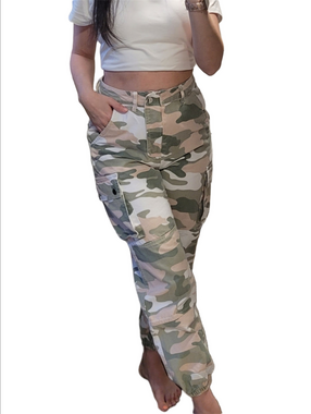 Pink & Green And White Camo Cargo Pants Size Small